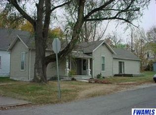 607 Riverside Dr, Huntington, IN 46750