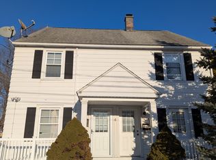 4 Roger Ave #1, Danbury, CT 06810