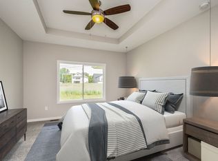 9185 Cody Dr, West Des Moines, IA 50266
