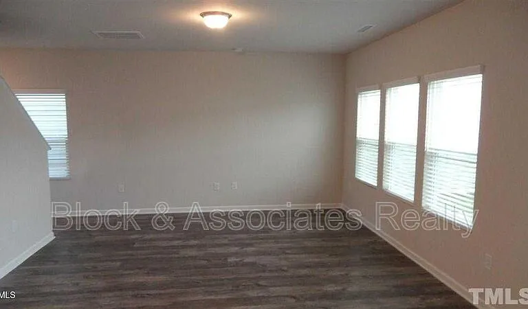 86 Sweet Olive St — Photo 6
