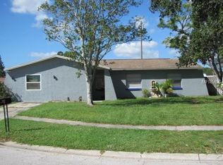 8454 91st St, Seminole, FL 33777