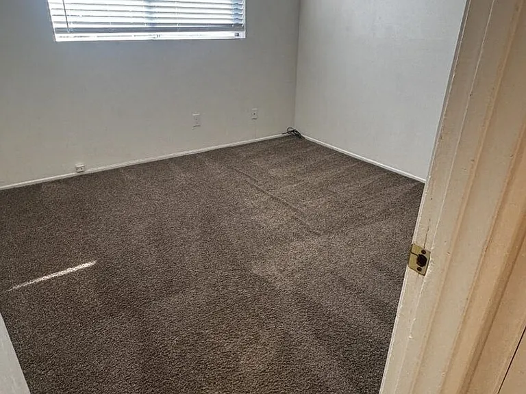 425 S 3rd Ave #A — Photo 11