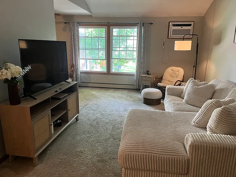 4518 Cedar Lake Rd #6 — Photo 4