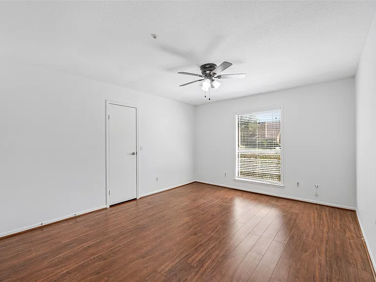 11906 Pepperdine Ln — Photo 21
