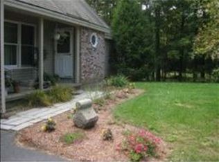 635 Cross Country Rd, Pembroke, NH 03275