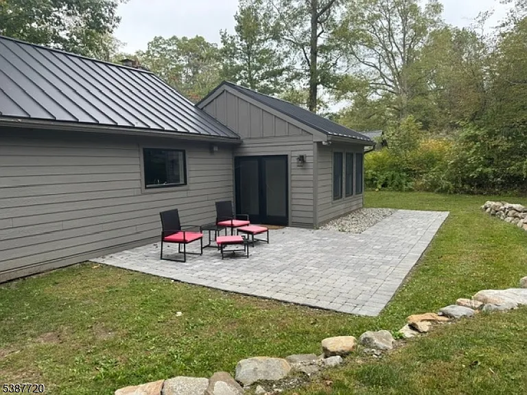 24 Lakeview Point Ave — Photo 26