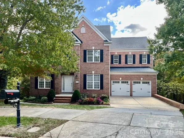 14746 Greenpoint Ln, Huntersville, NC 28078