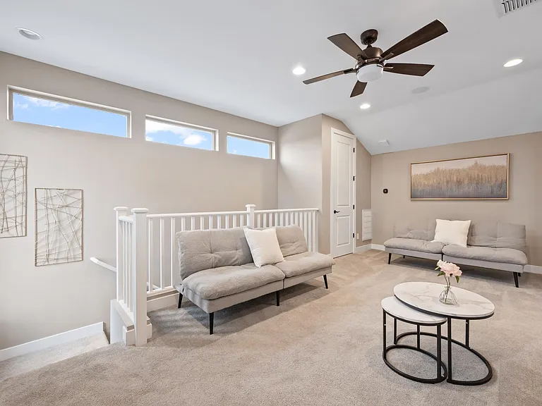 1934 E Wisteria Dr — Photo 14