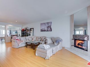 14919 Dickens St APT 102, Sherman Oaks, CA 91403