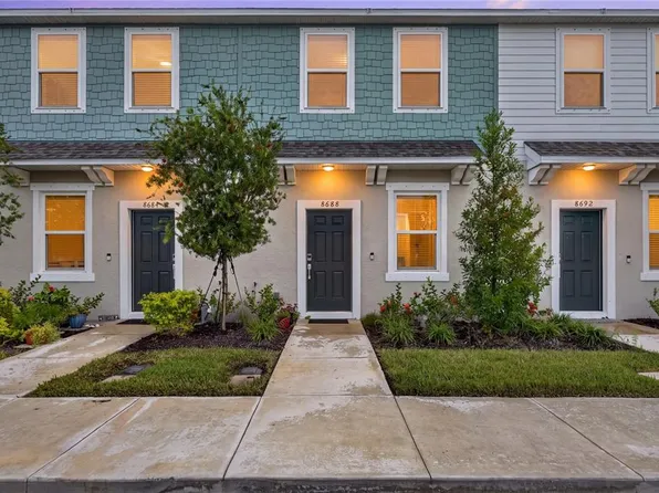 8688 DAYBREAK STREET, SARASOTA, FL 34241