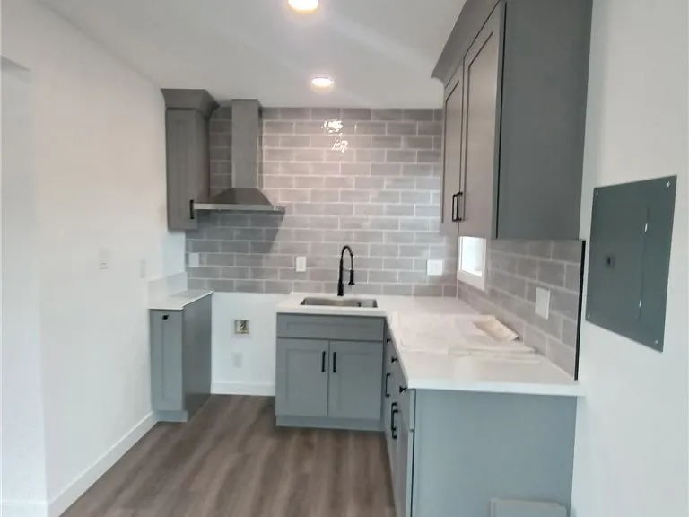 8962 Dorothy Ave — Photo 2