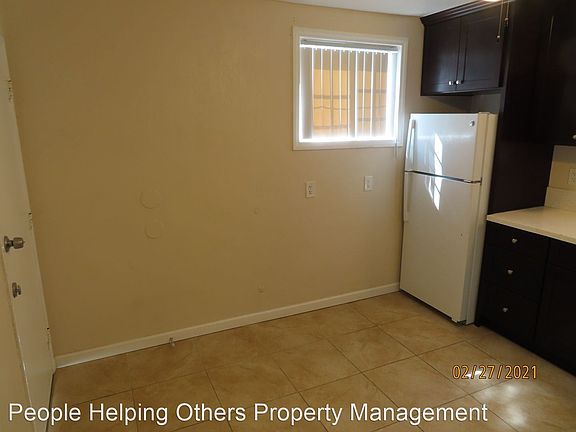 3rd image of 4250 37th St