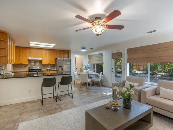 1916 Veranda Ct, Modesto, CA 95357