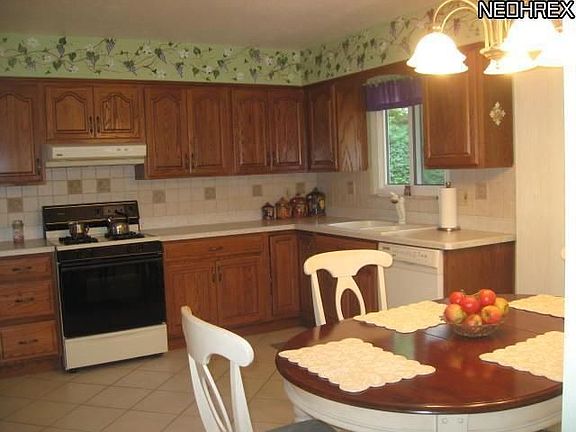 2nd image of 23600 Cedarwood Ln