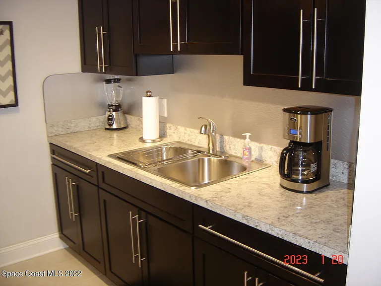7801 Ridgewood Ave #24 — Photo 7