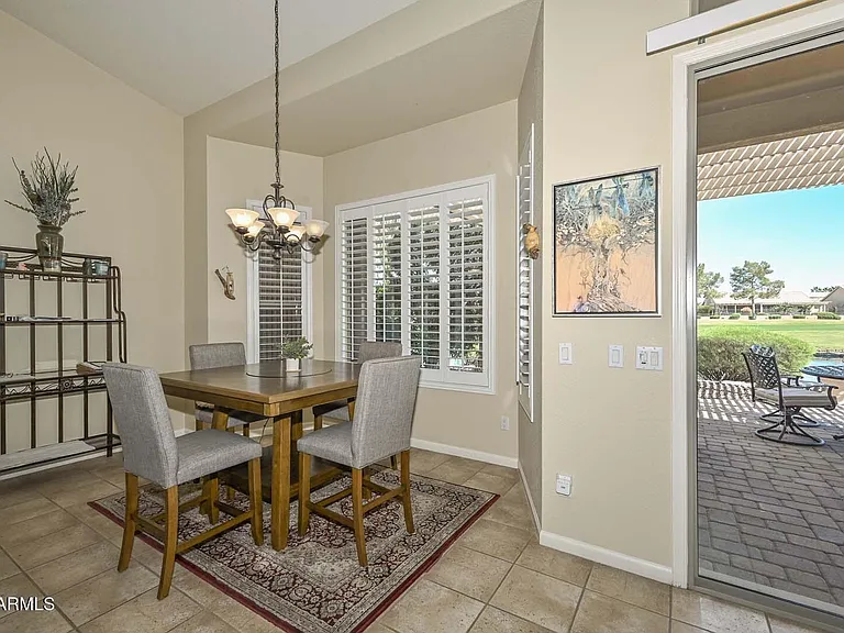 3171 N Palmer Dr — Photo 21