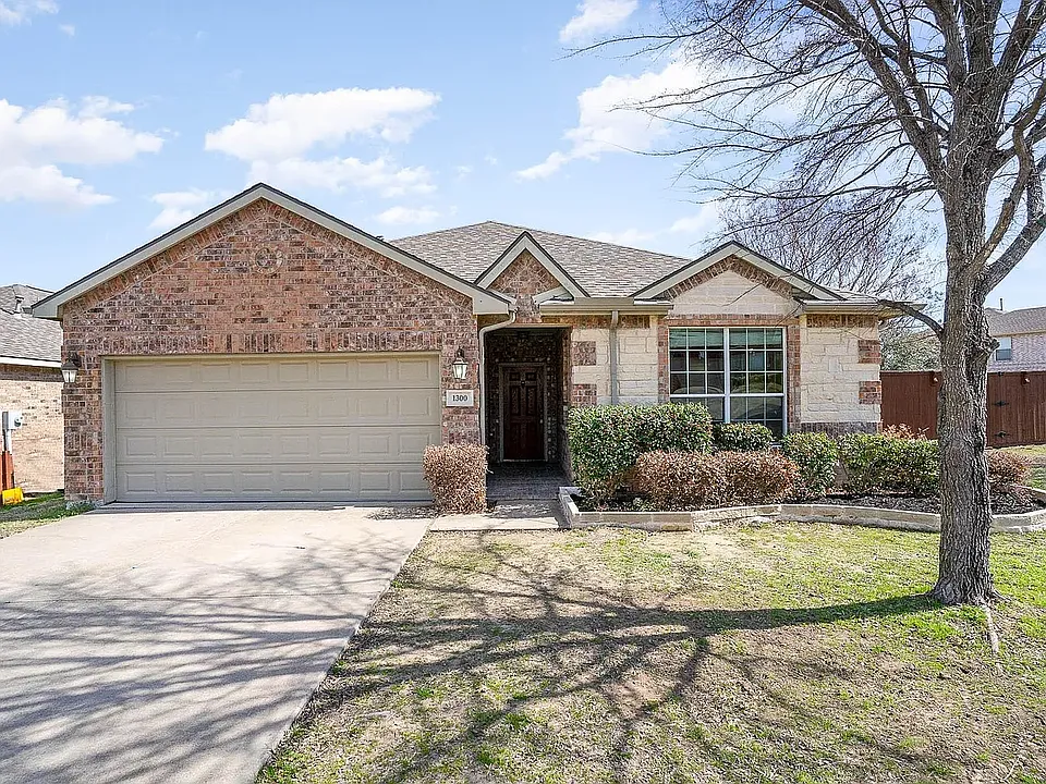 1300 Clear Creek Dr