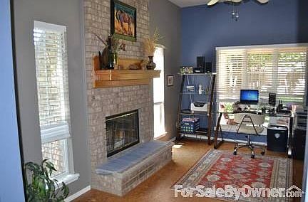 3rd image of 1002 Hall Dr