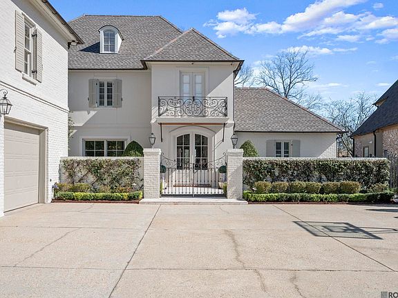 3rd image of 19011 E Pinnacle Cir