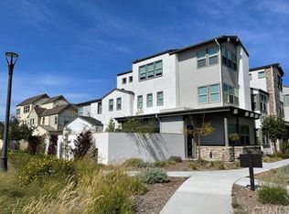 102 Spectacle, Irvine, CA 92618