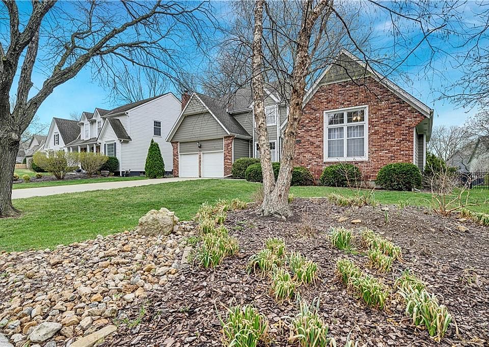 5251 W 129th Ter, Leawood, KS 66209 | Zillow