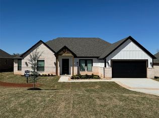 2218 Winter Creek Blvd, Blanchard, OK 73010