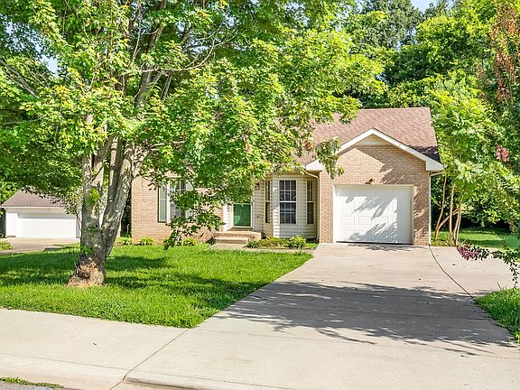 3rd image of 3281 N Senseney Cir