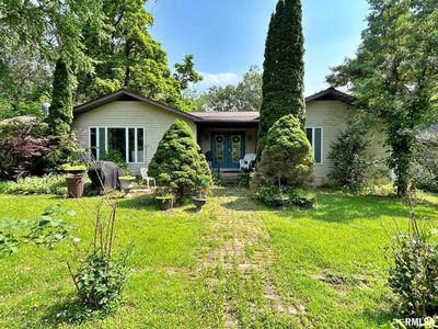 27 Grasty Rd, Golconda, IL, 62938