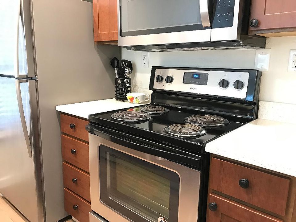 1st image of 53 150th Ave NE