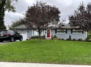 111 Rivercrest Dr, Toms River, NJ
