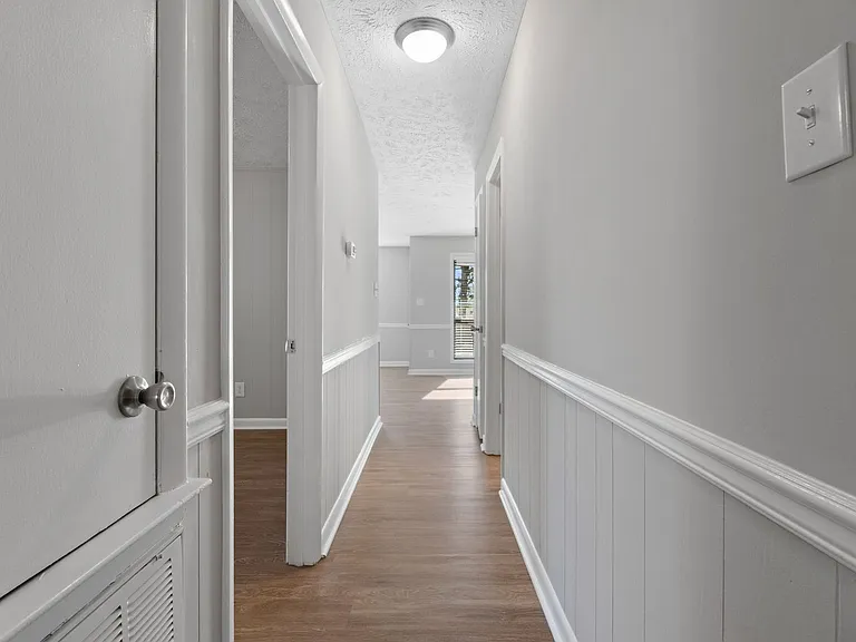 Cooper's Ranch Apartments — Photo 27