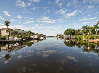 6004 Adagio Ln, Apollo Beach, FL 33572