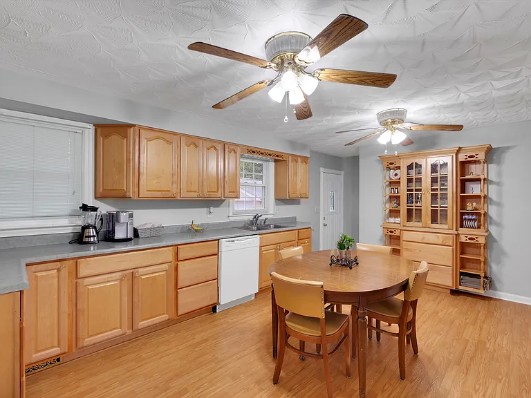 5216 Stephen Foster Ave — Photo 6