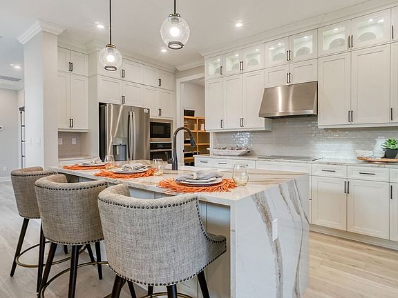 Lemongrass Model Kitchen