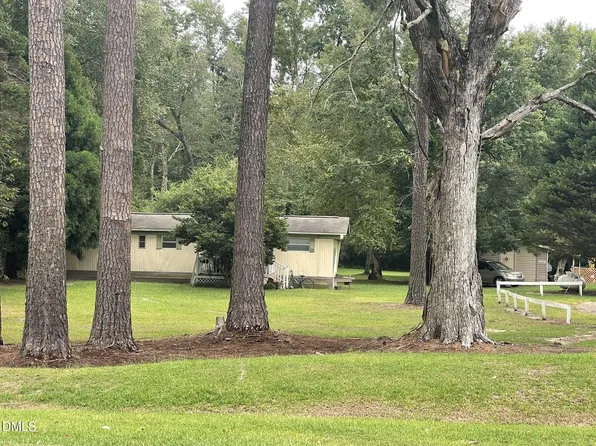 668 Young Rd, Angier, NC 27501