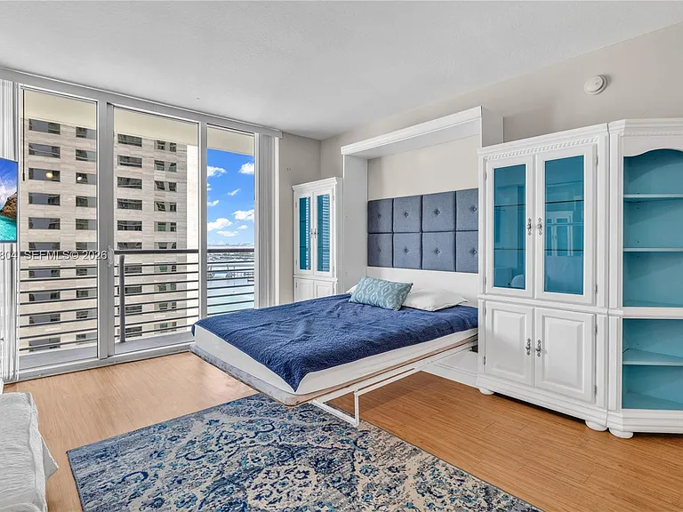 335 Biscayne Blvd #2706 — Photo 14