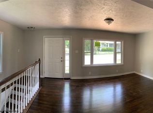 606 Country Club Rd, Fairmont, WV 26554