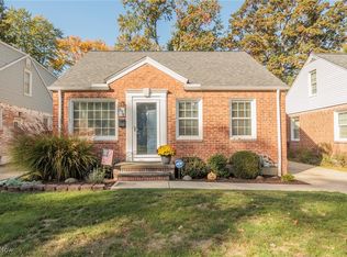 574 Huntmere Dr, Bay Village, OH 44140
