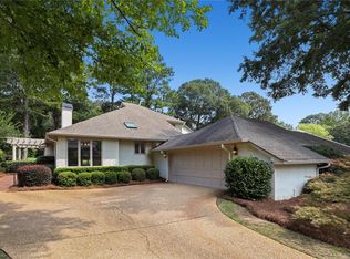 2590 Links End, Roswell, GA
