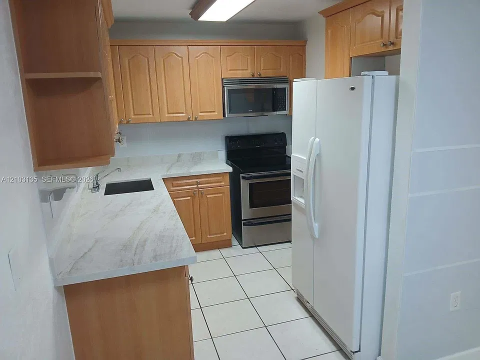 6283 W 24th Ave #206-2