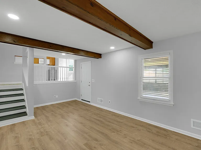 8605 Amerivan Dr — Photo 19