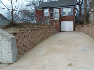 2514 Chandler Rd W, Bellevue, NE 68147