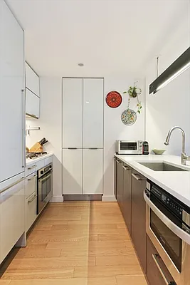 Sold by Citi Habitats | media 9