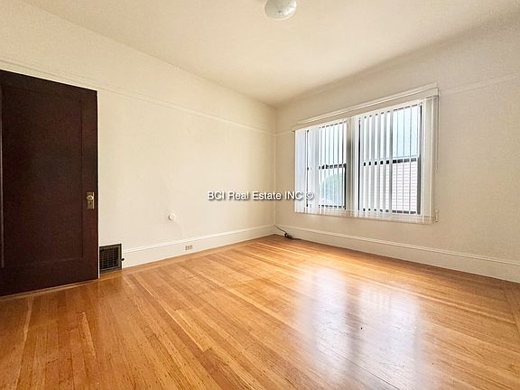 5th image of 1714 Anza St