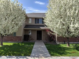 198 Stockham Blvd APT D, Rigby, ID 83442