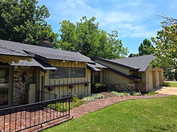 3rd image of 2017 NW 56th Ter