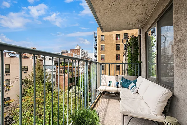 Sold by Brown Harris Stevens | media 4