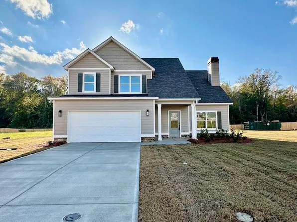 1028 Catherine Dr, Opelika, AL 36801