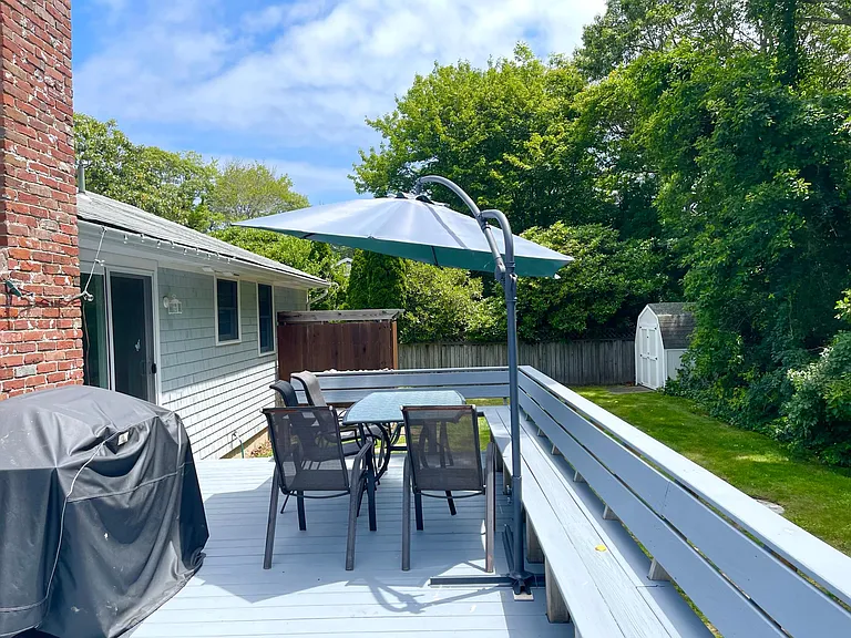 114 Portside Cir — Photo 18