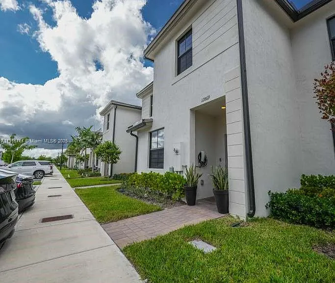 12869 SW 233rd Ter — Photo 29